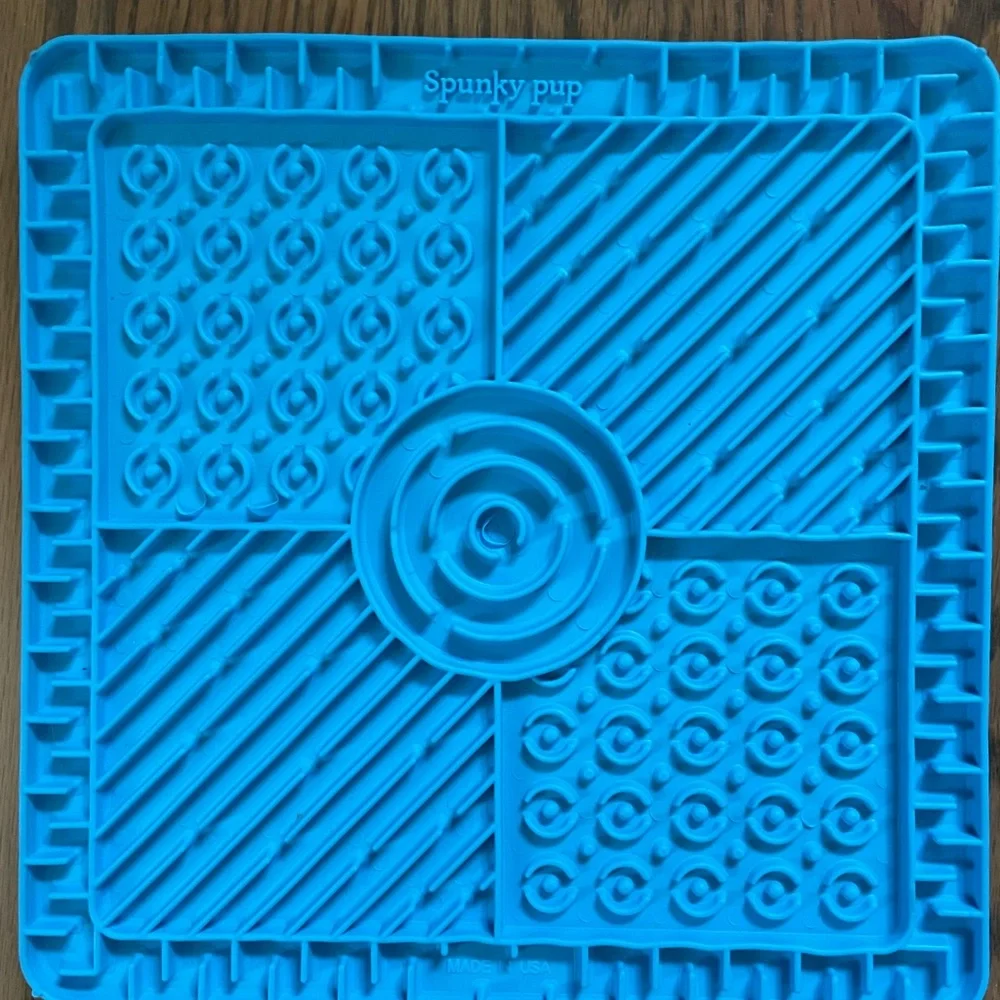 Blue Dog Feeder Mat